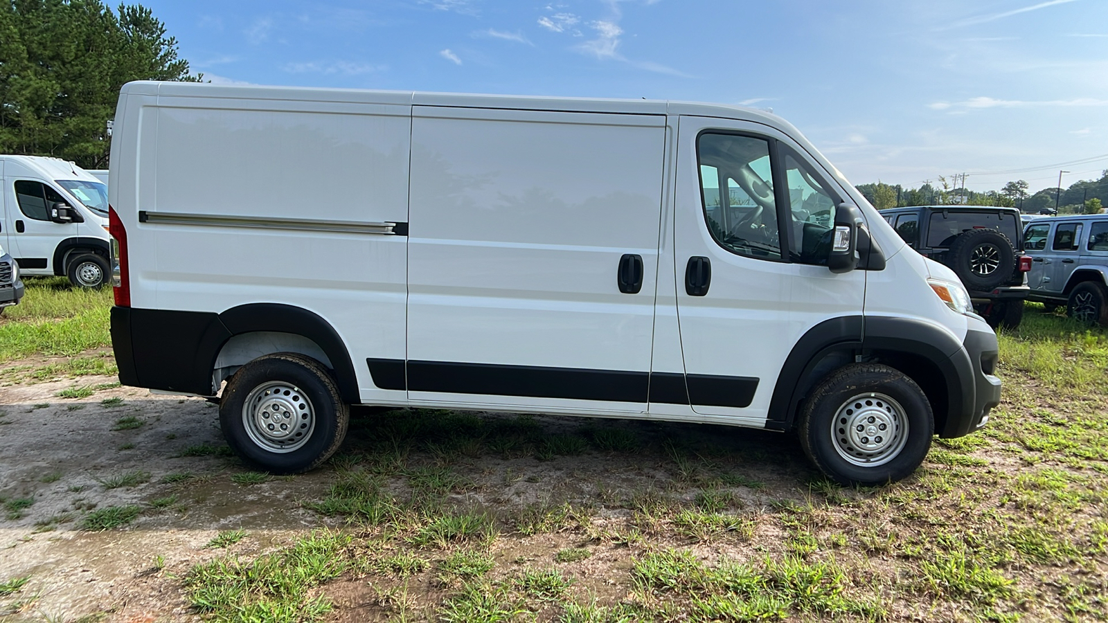 2024 Ram ProMaster Cargo Van Tradesman 4