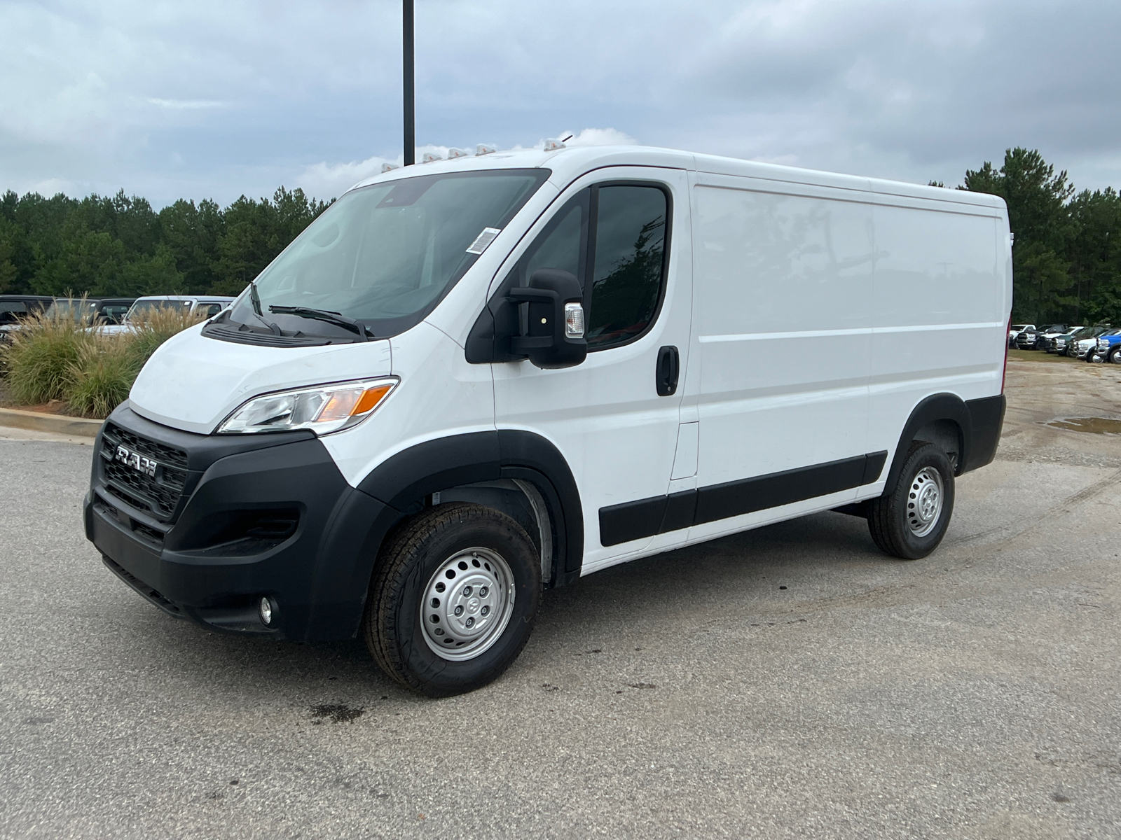 2024 Ram ProMaster Cargo Van Tradesman 1