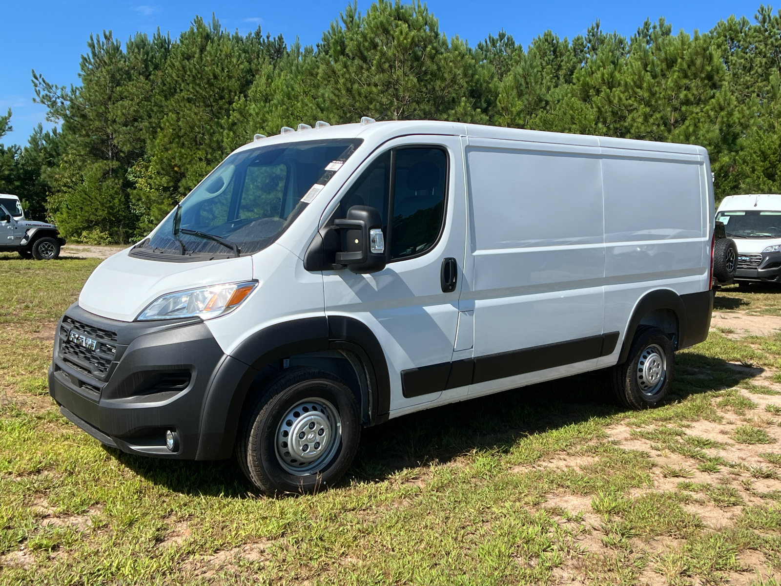 2024 Ram ProMaster Cargo Van Tradesman 1