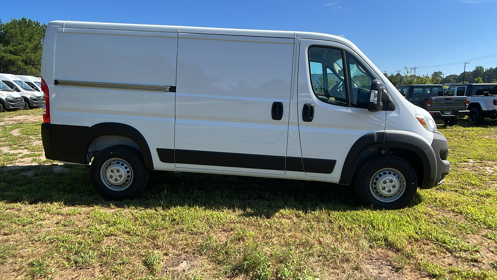 2024 Ram ProMaster Cargo Van Tradesman 4