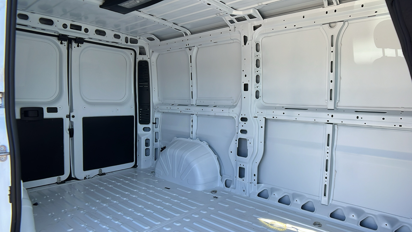 2024 Ram ProMaster Cargo Van Tradesman 11