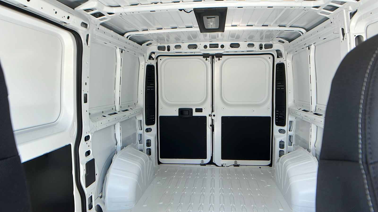 2024 Ram ProMaster Cargo Van Tradesman 14