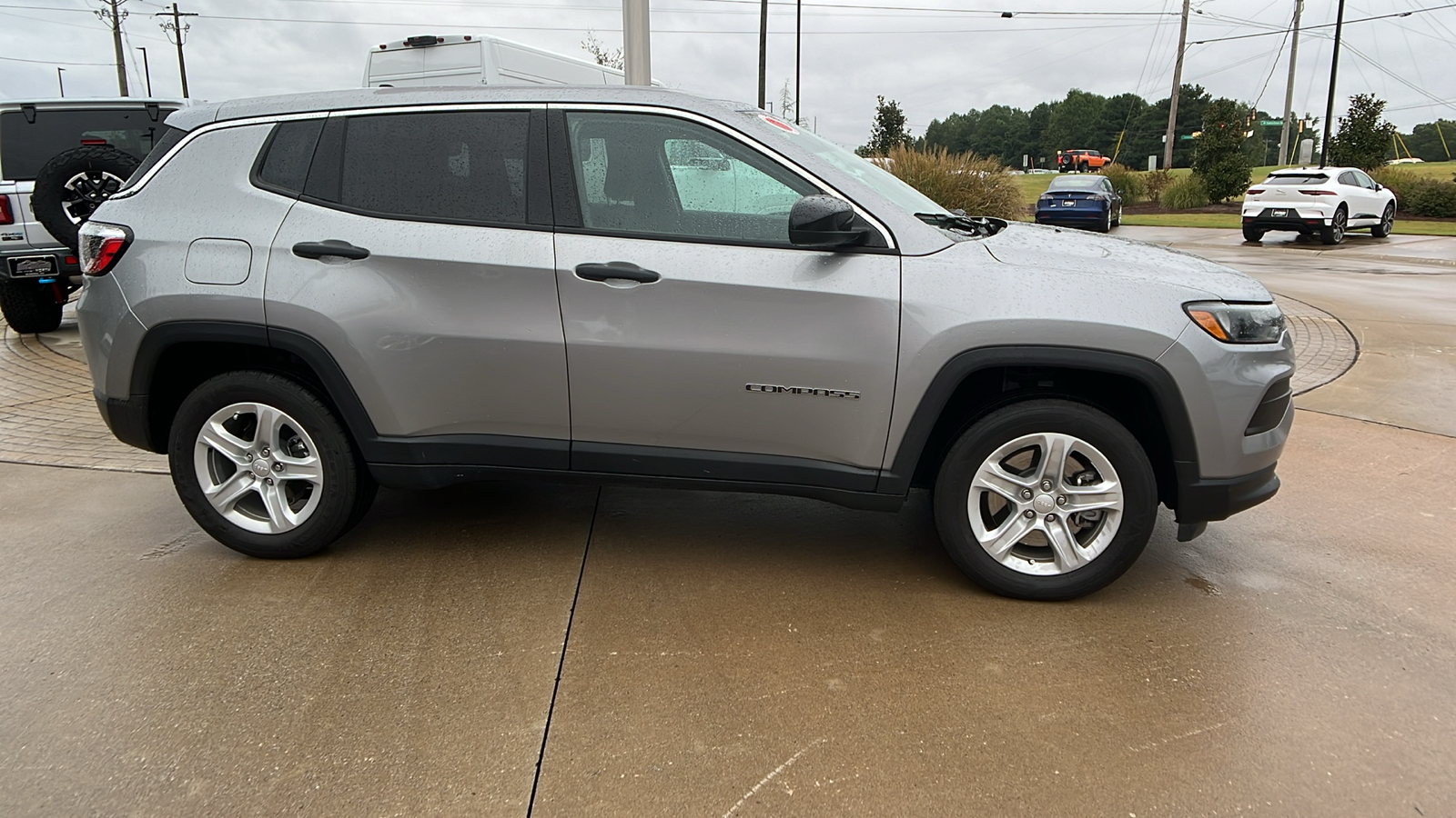 2023 Jeep Compass Sport 4