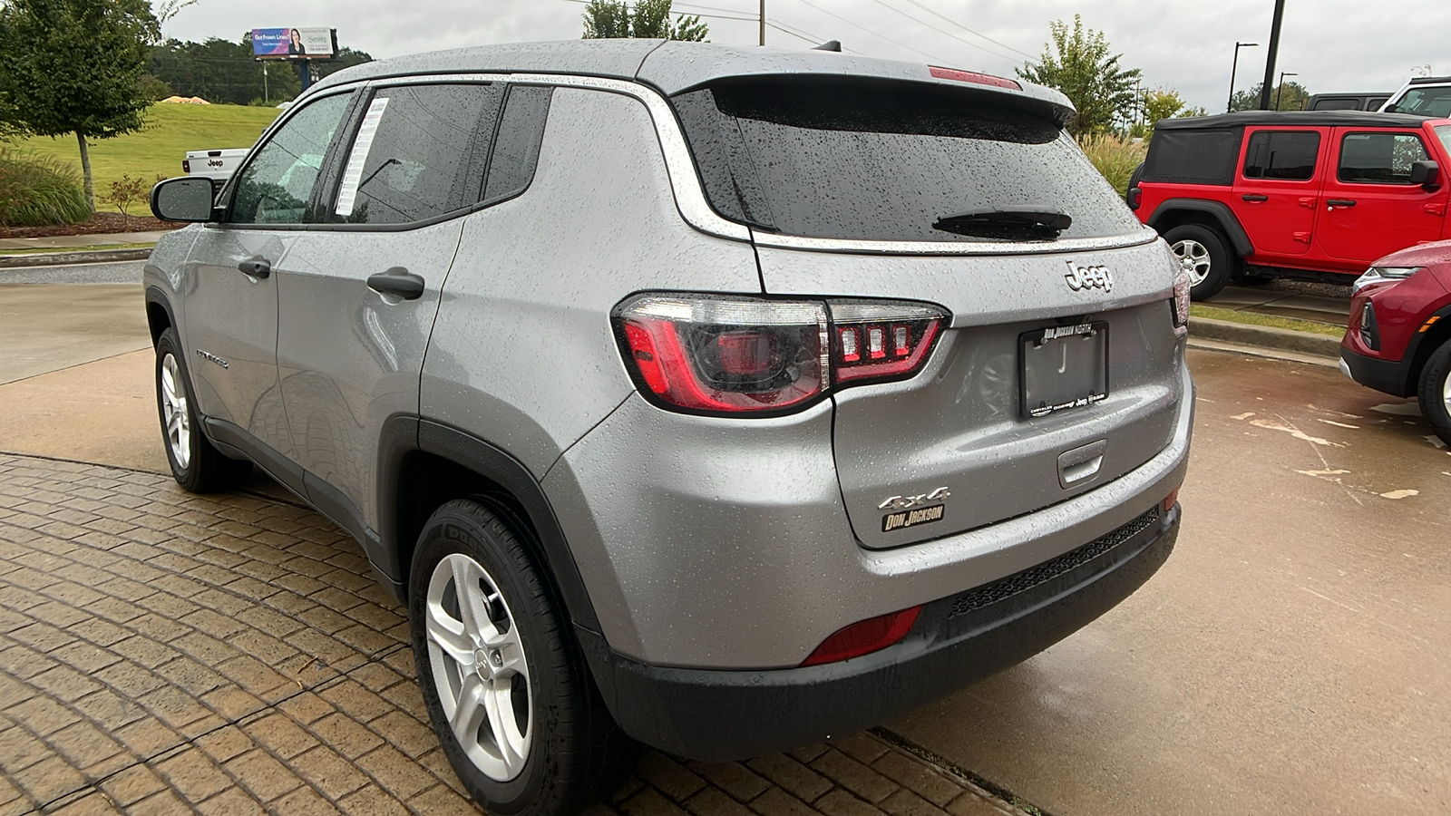 2023 Jeep Compass Sport 7