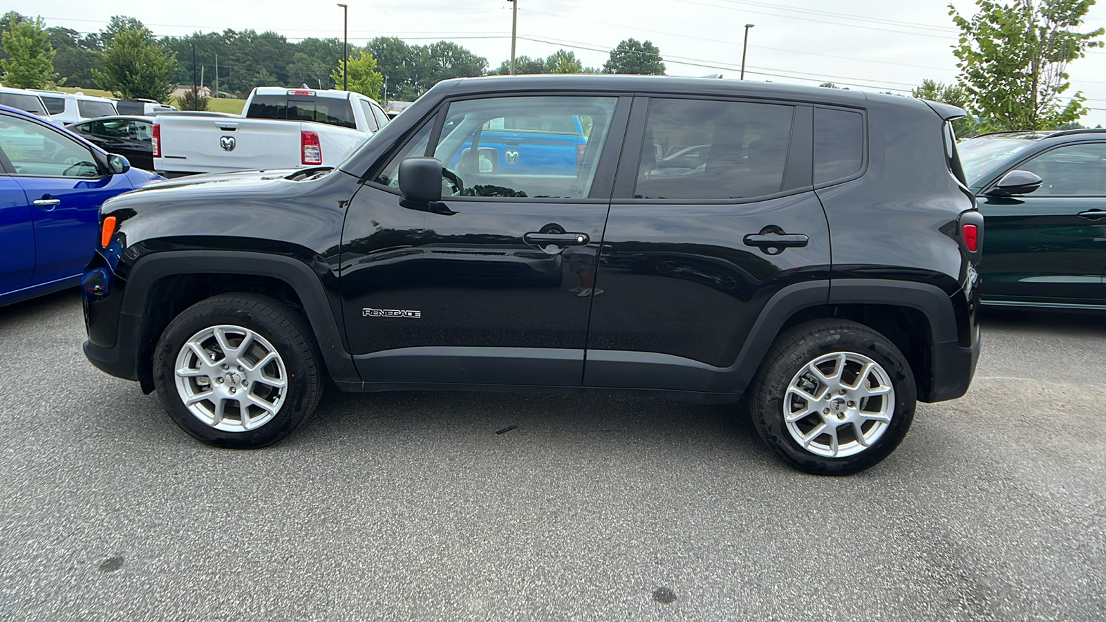 2023 Jeep Renegade Latitude 8