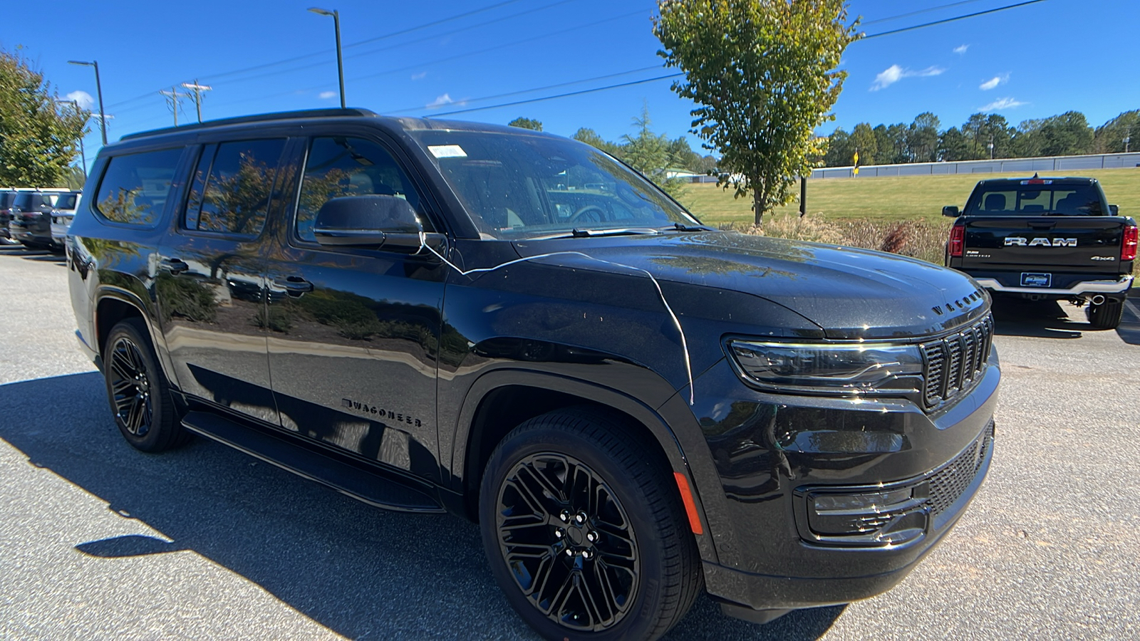 2024 Jeep Wagoneer L Series II Carbide 3