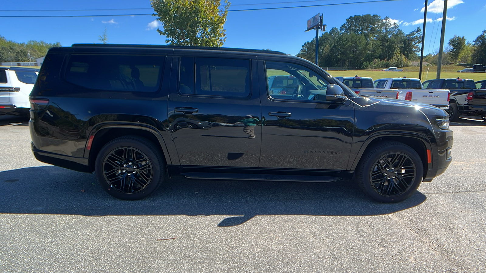 2024 Jeep Wagoneer L Series II Carbide 4