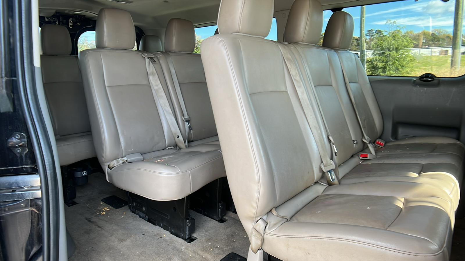 2020 Nissan NV Passenger NV3500 HD SL 16