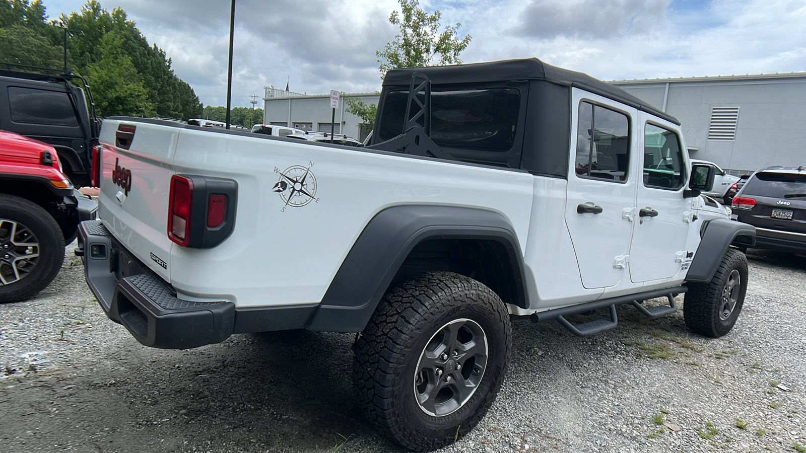 2021 Jeep Gladiator Sport 5