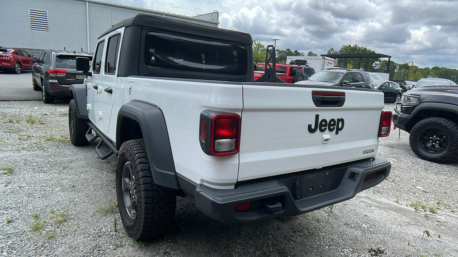 2021 Jeep Gladiator Sport 7