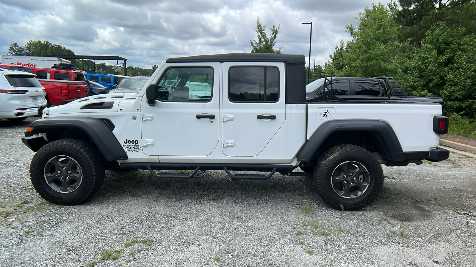 2021 Jeep Gladiator Sport 8