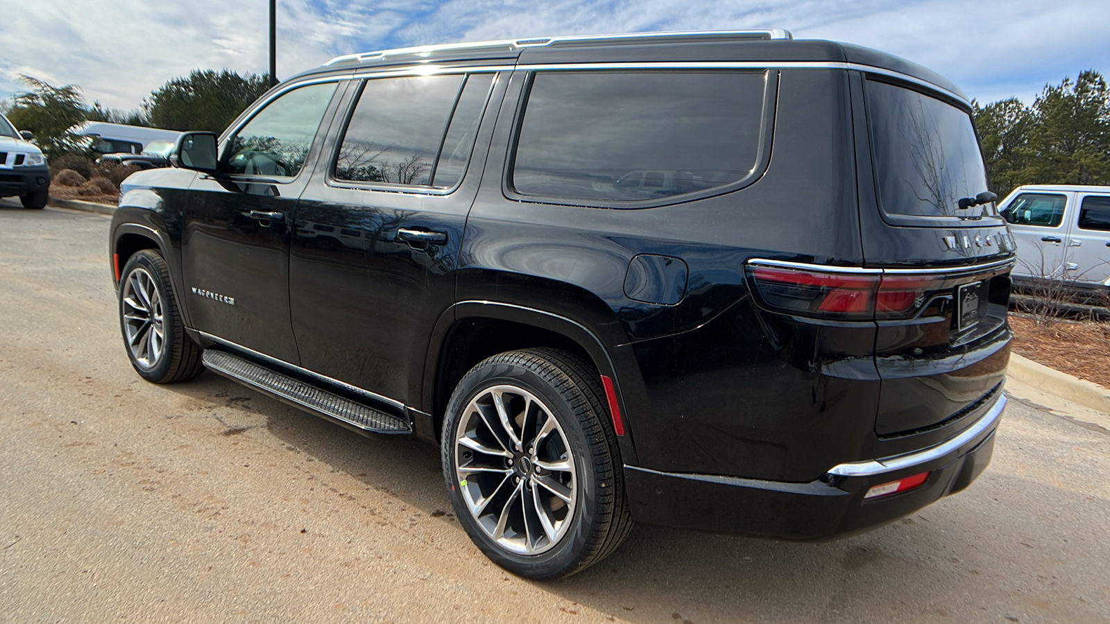 2024 Jeep Wagoneer Series II 7