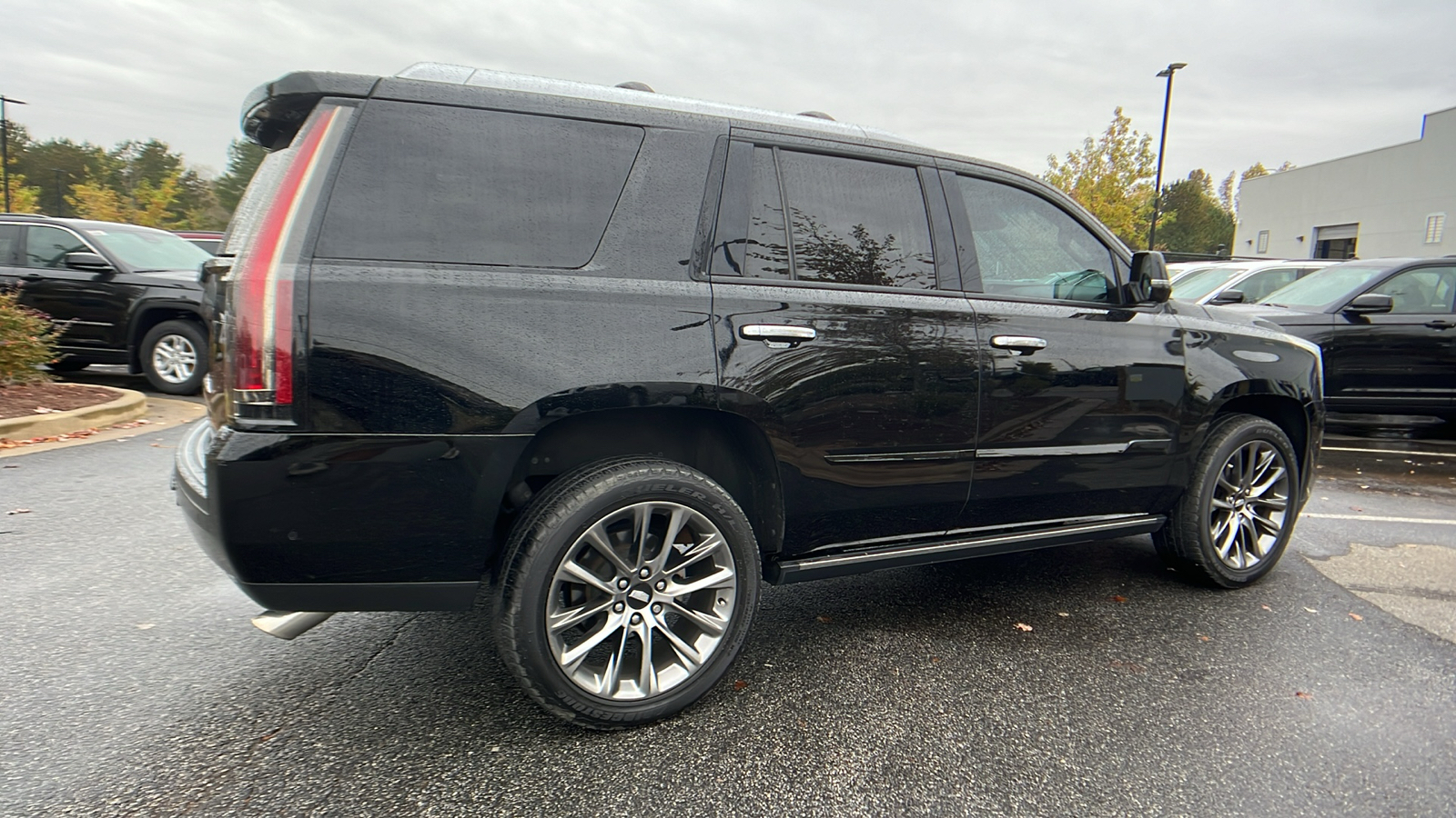 2020 Cadillac Escalade Premium Luxury 5