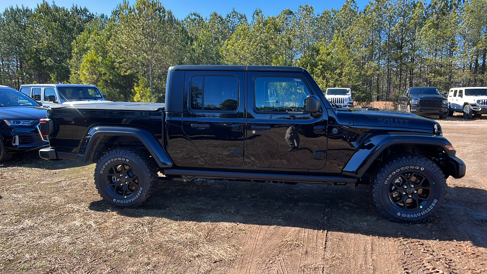 2024 Jeep Gladiator Willys 4