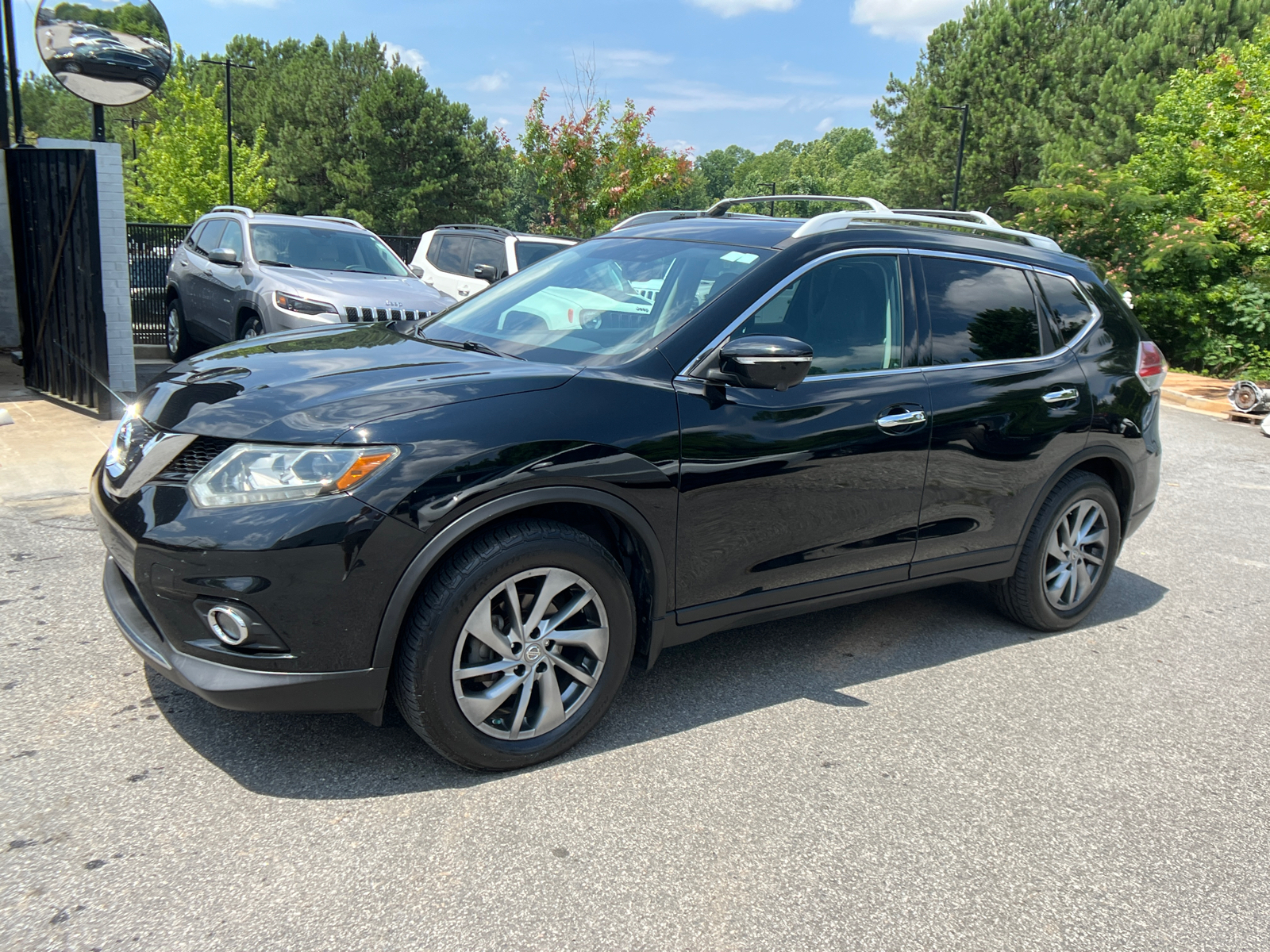 2015 Nissan Rogue SL 1