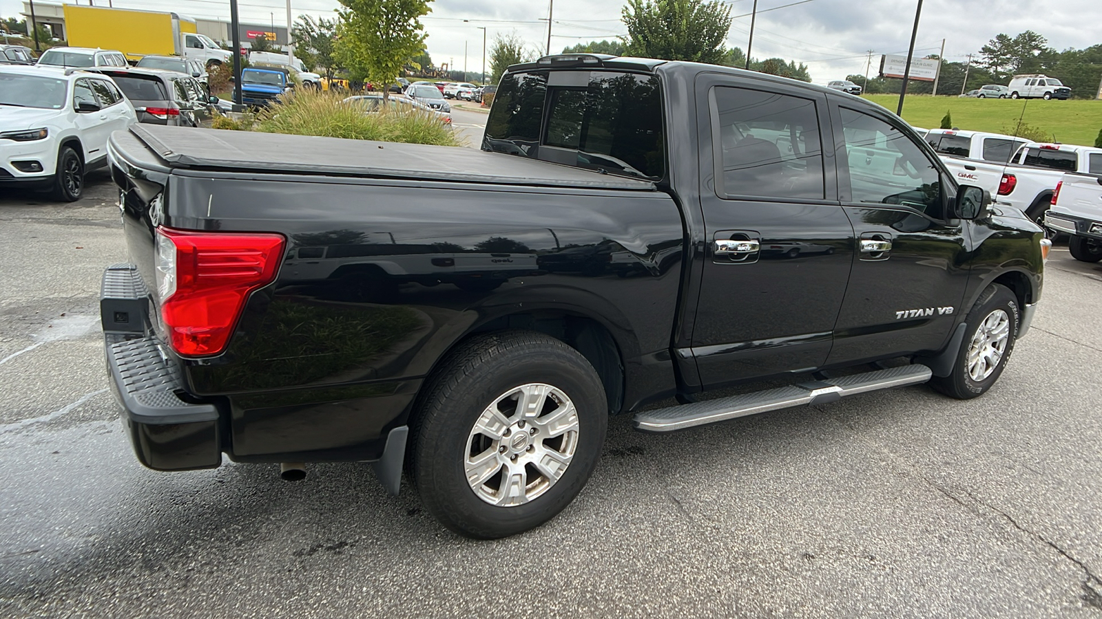 2018 Nissan Titan SV 5