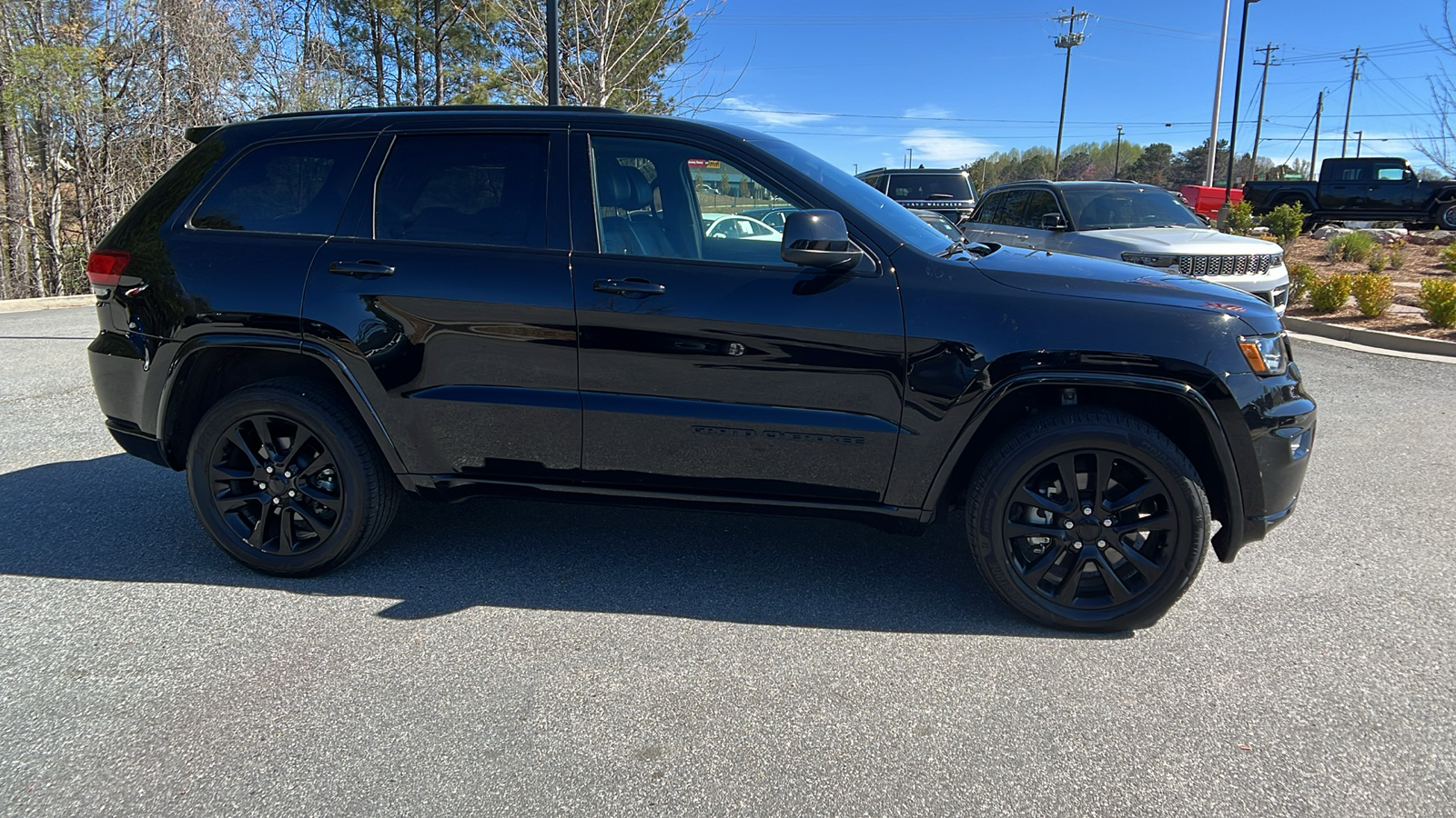 2021 Jeep Grand Cherokee Laredo X 4