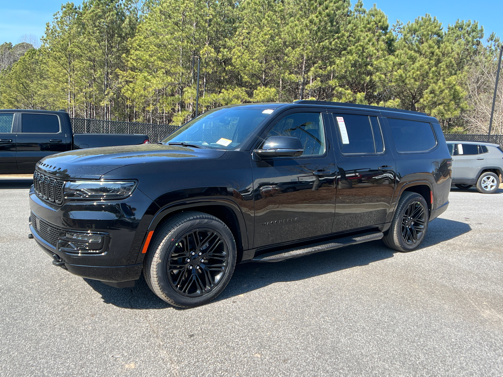 2024 Jeep Wagoneer L Series II Carbide 1