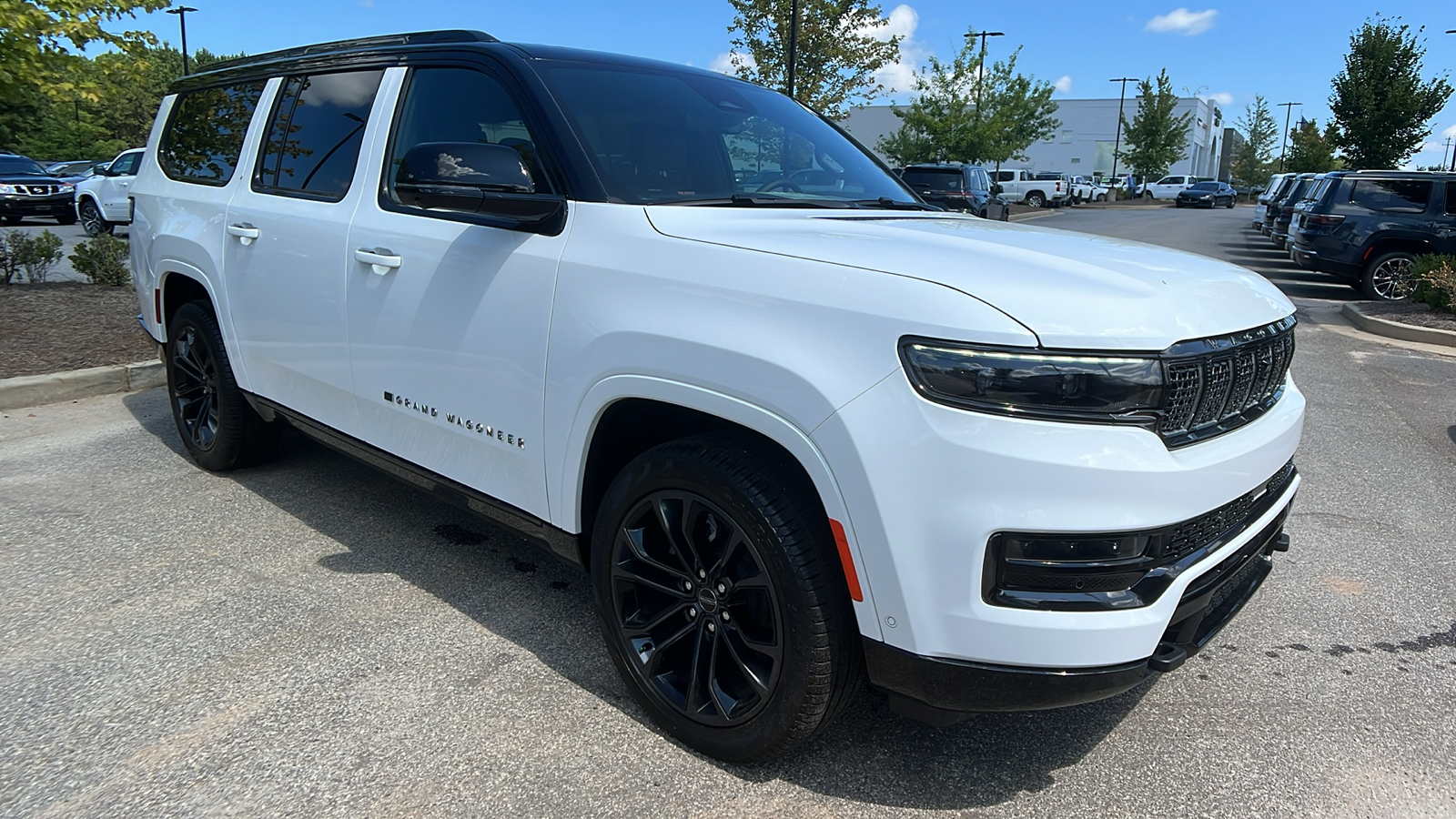 2024 Jeep Grand Wagoneer L Series II 3