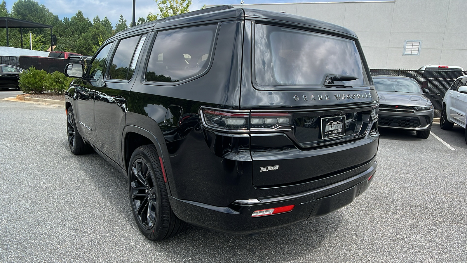 2024 Jeep Grand Wagoneer Series III Obsidian 7