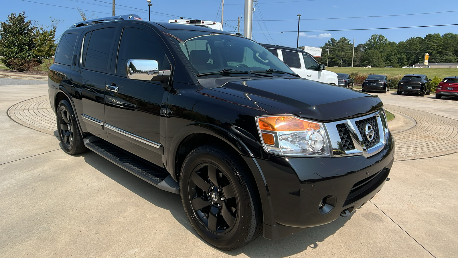 2015 Nissan Armada SV 3