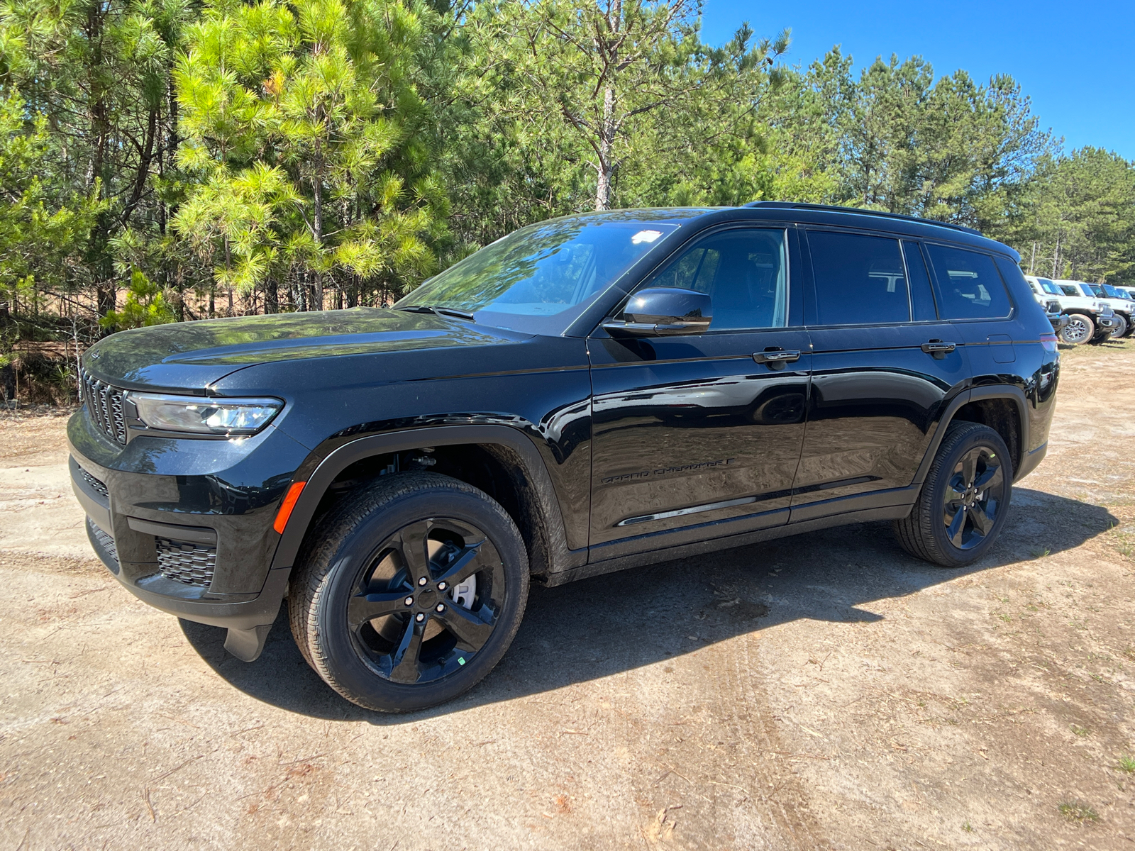 2024 Jeep Grand Cherokee L Altitude 1