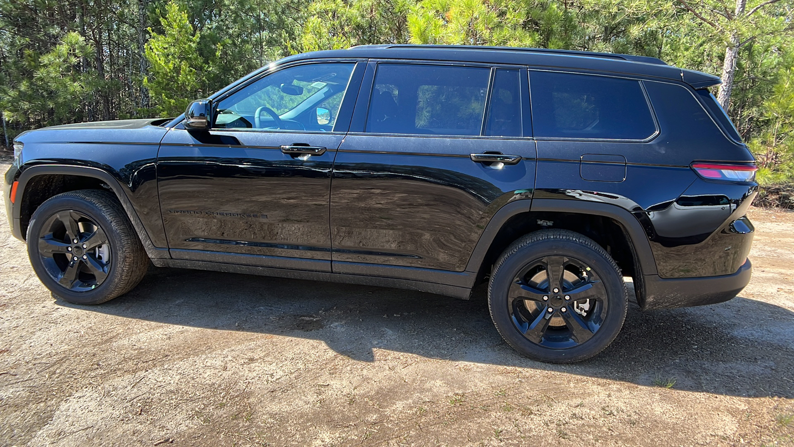 2024 Jeep Grand Cherokee L Altitude 8