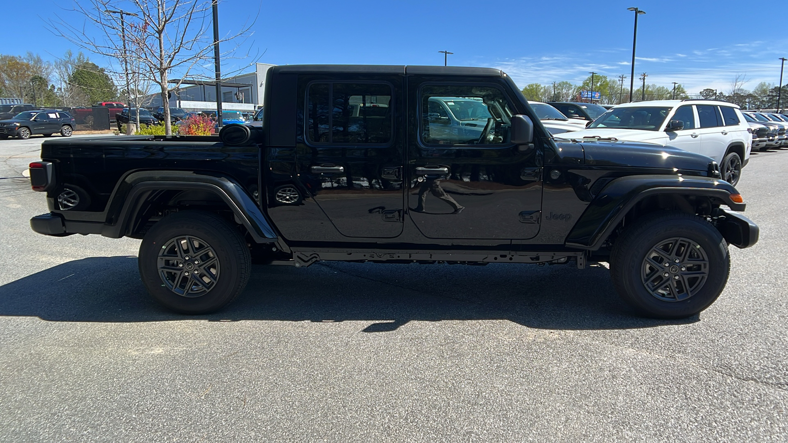 2024 Jeep Gladiator Sport S 4