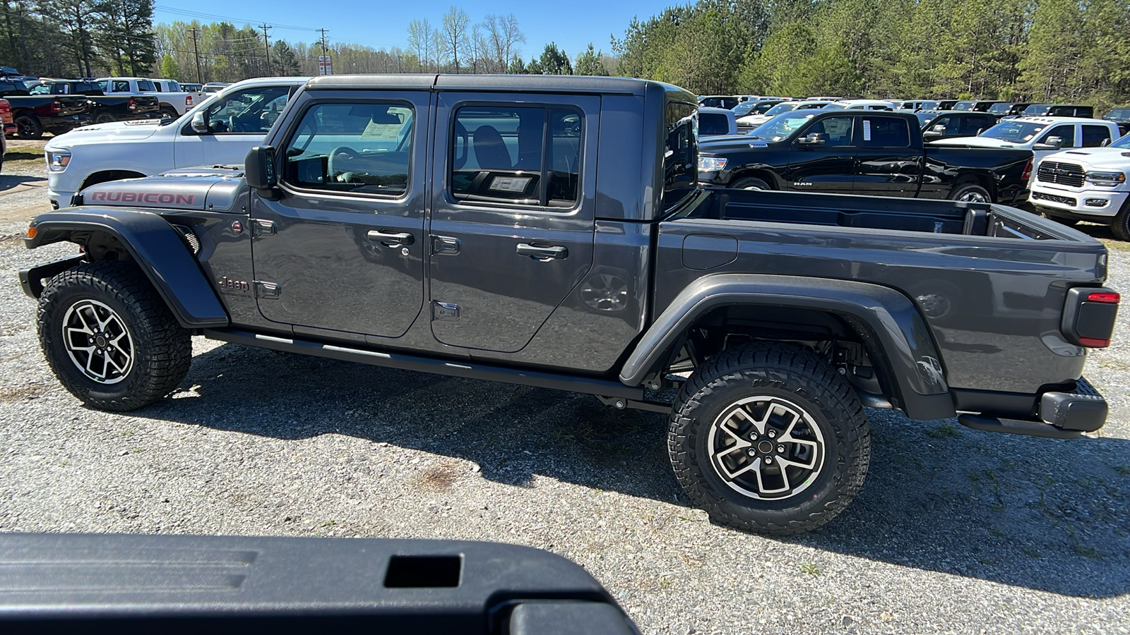 2024 Jeep Gladiator Rubicon X 8