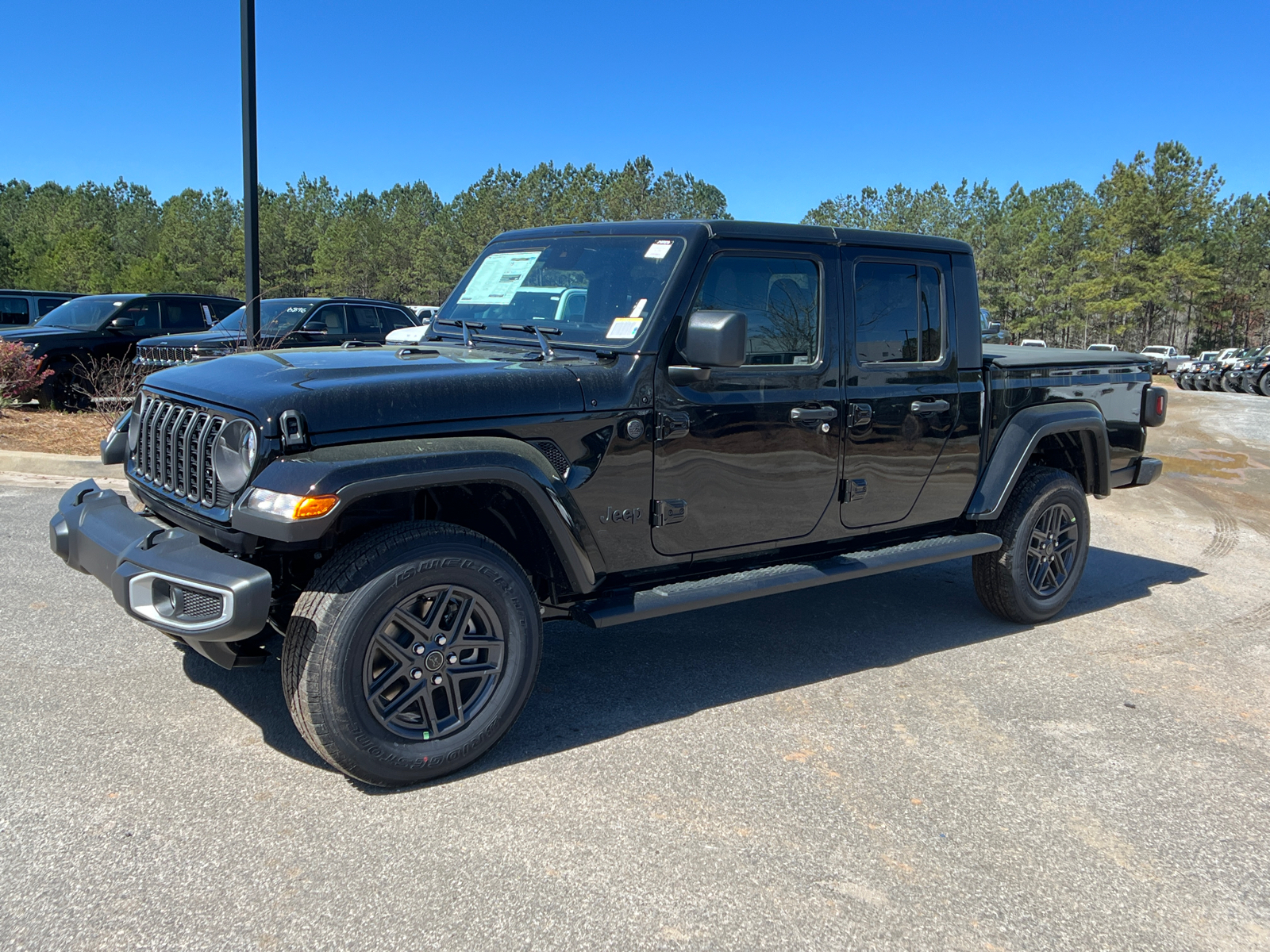 2024 Jeep Gladiator Sport S 1