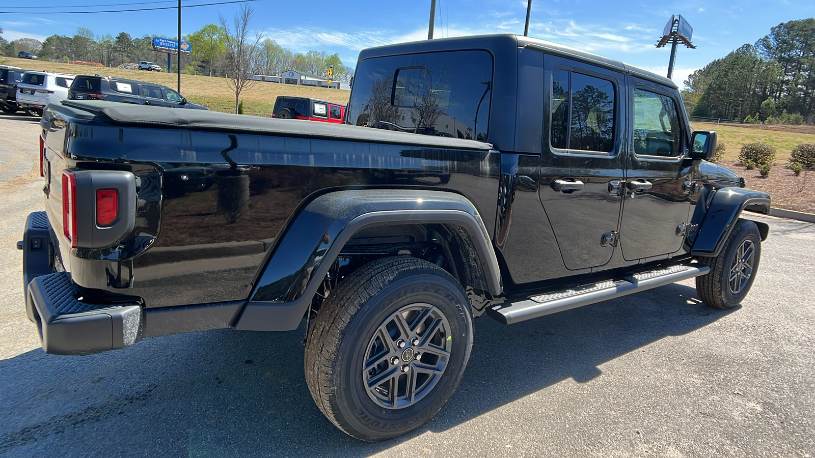 2024 Jeep Gladiator Sport S 5