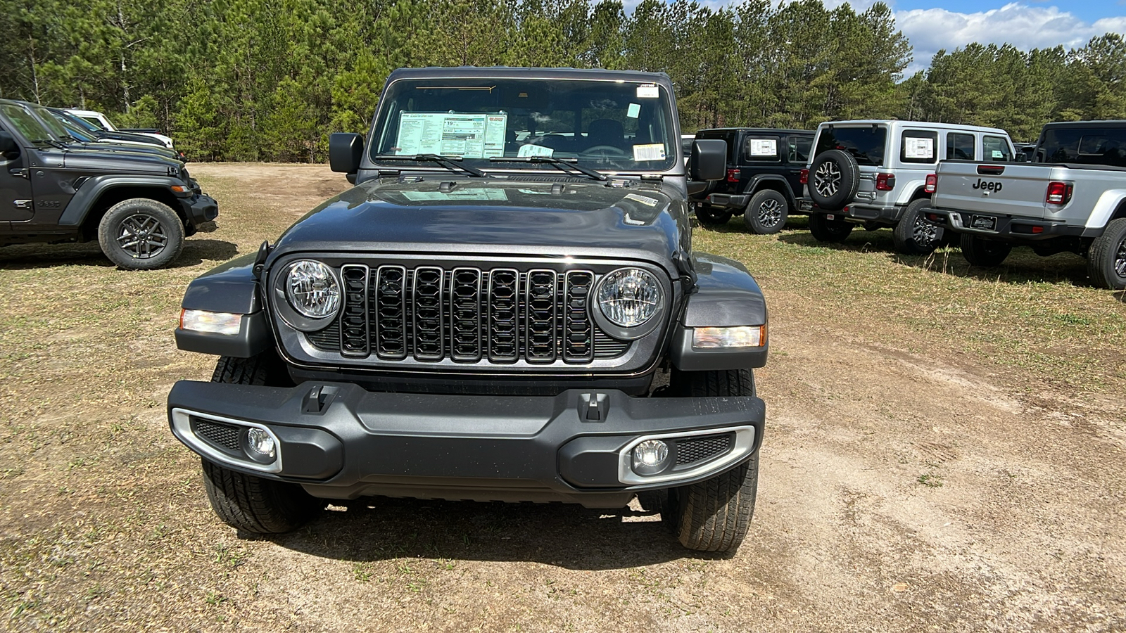 2024 Jeep Gladiator Sport S 2