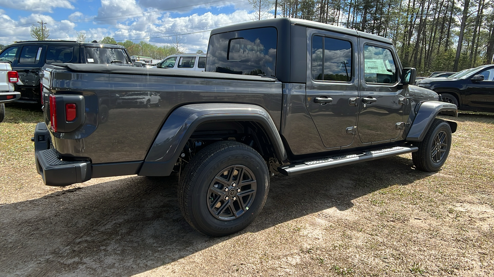 2024 Jeep Gladiator Sport S 5