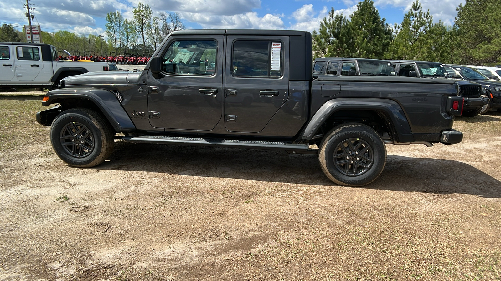 2024 Jeep Gladiator Sport S 8