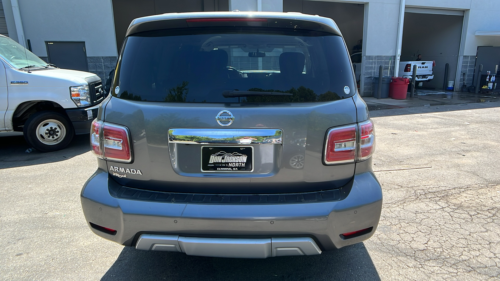 2018 Nissan Armada SV 6