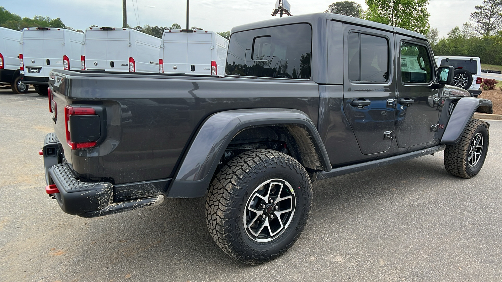 2024 Jeep Gladiator Rubicon X 5