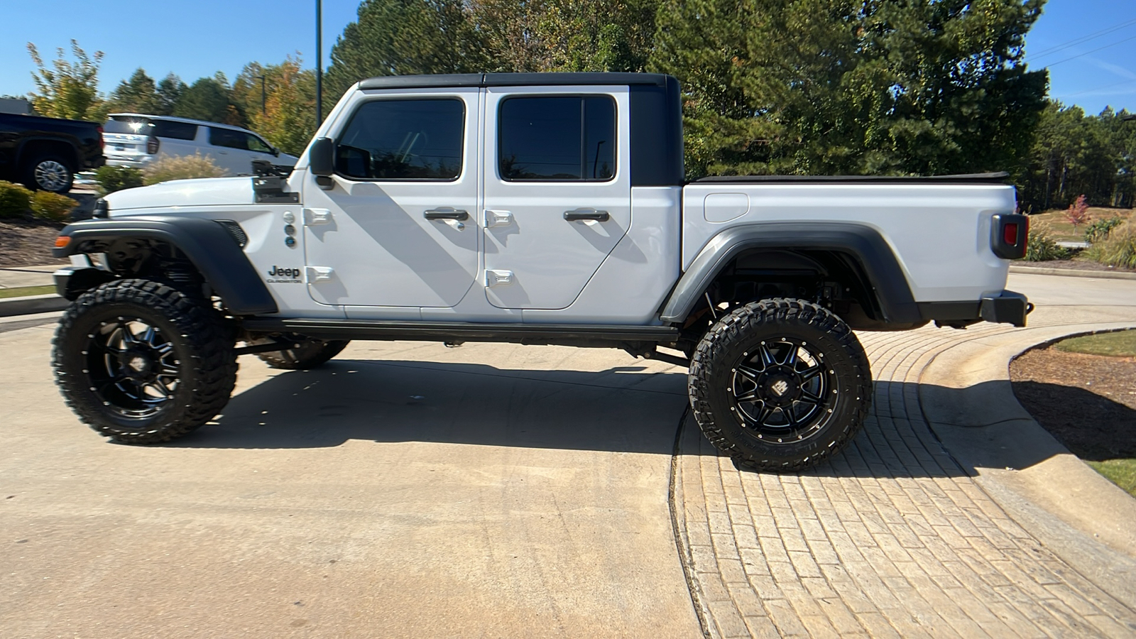 2020 Jeep Gladiator Sport S 8