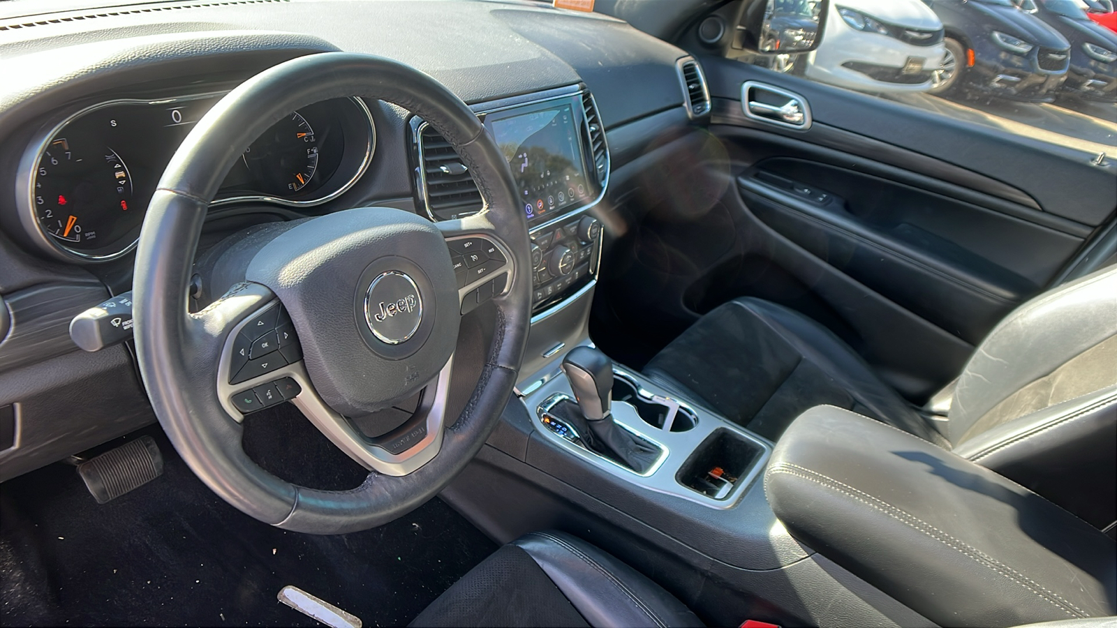 2019 Jeep Grand Cherokee Altitude 20