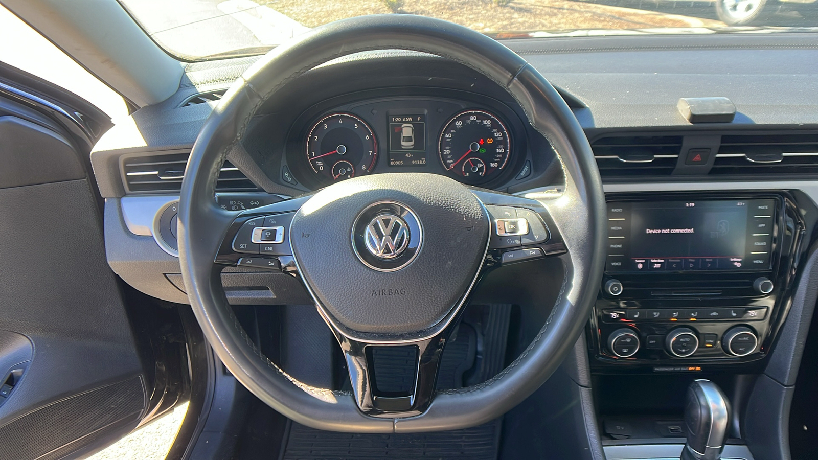 2021 Volkswagen Passat 2.0T SE 21