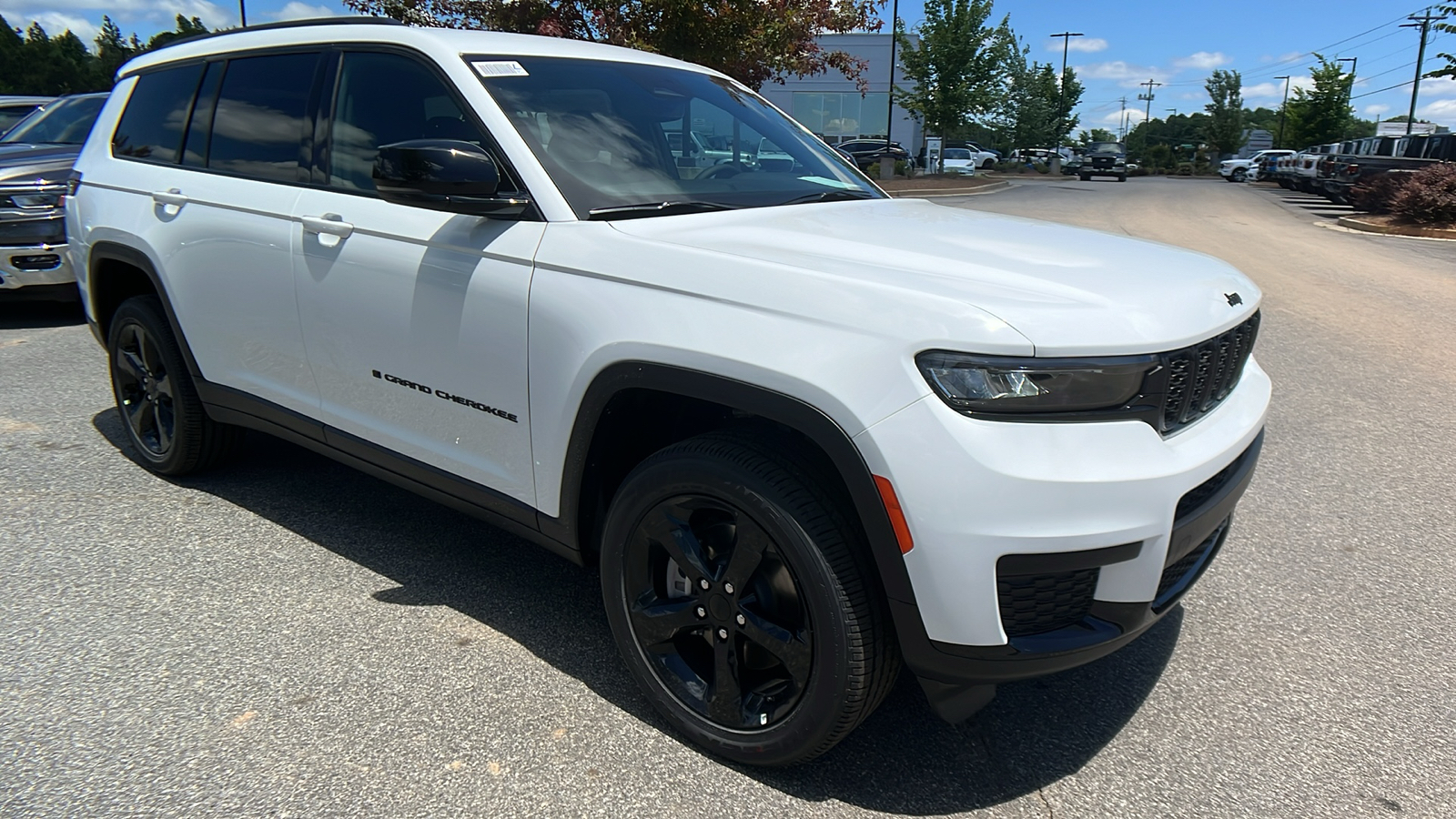 2024 Jeep Grand Cherokee L Altitude 3