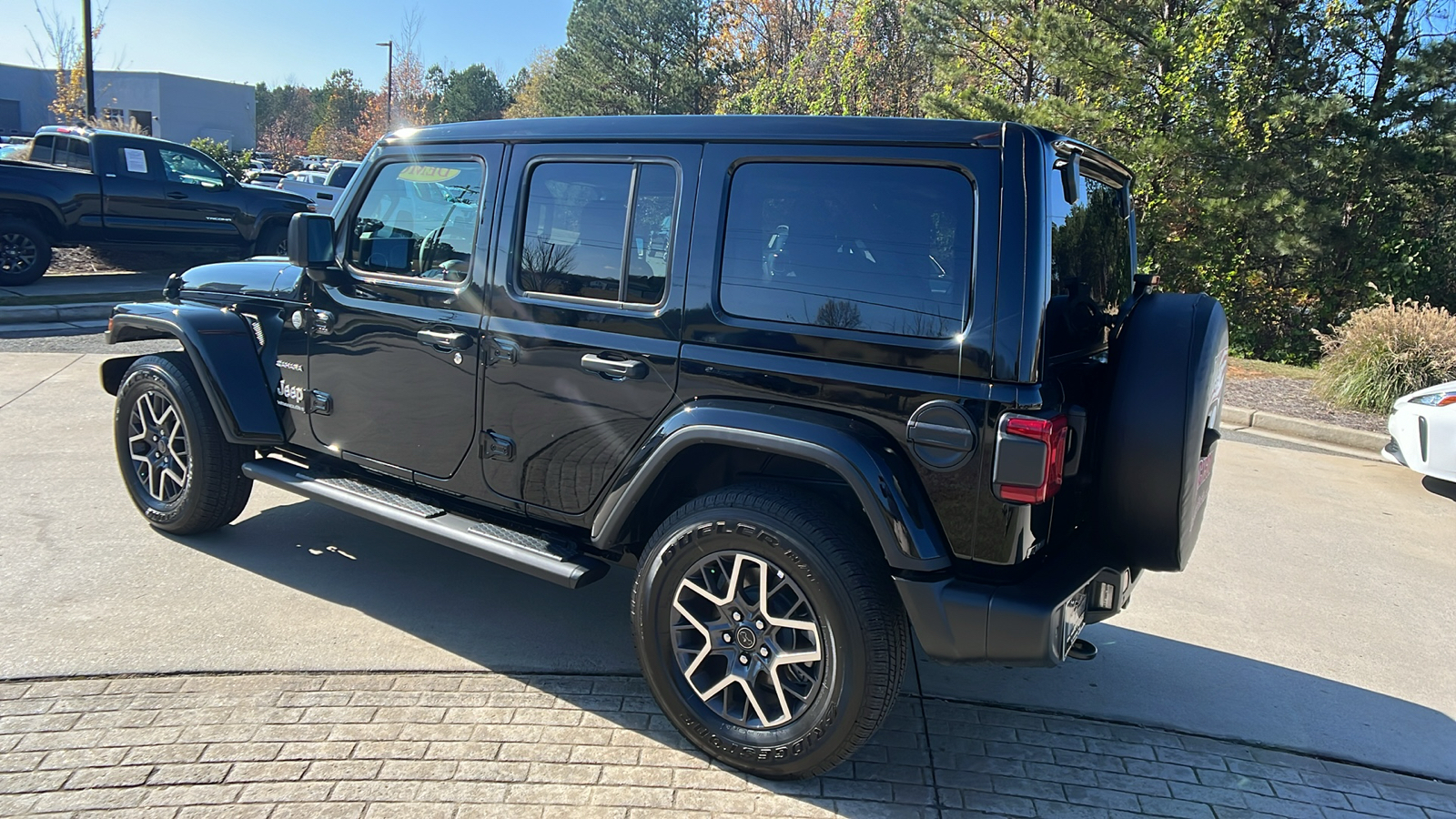 2024 Jeep Wrangler Sahara 7