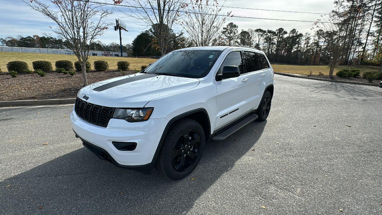 2019 Jeep Grand Cherokee Upland 1