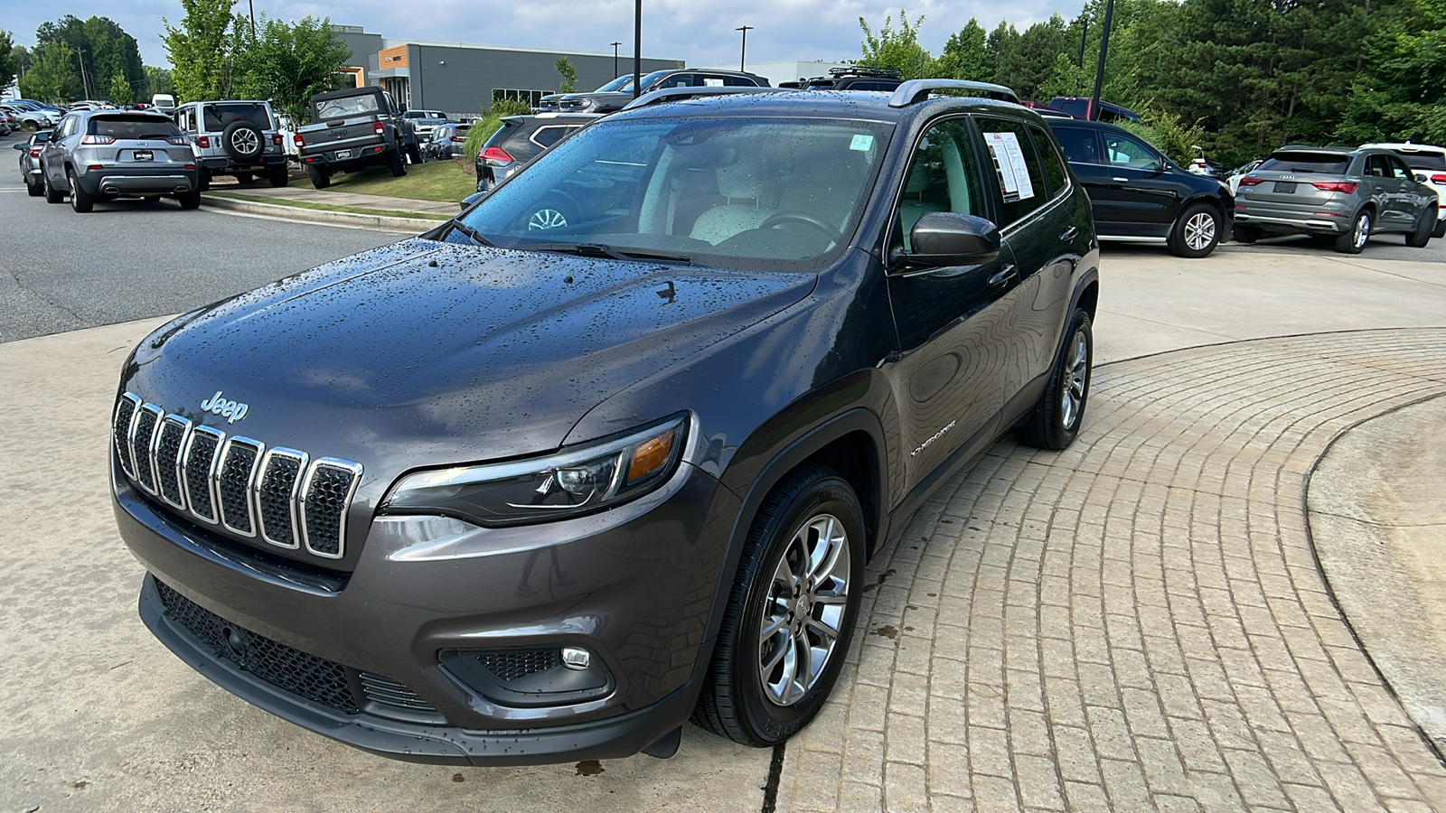 2021 Jeep Cherokee Latitude Lux 1