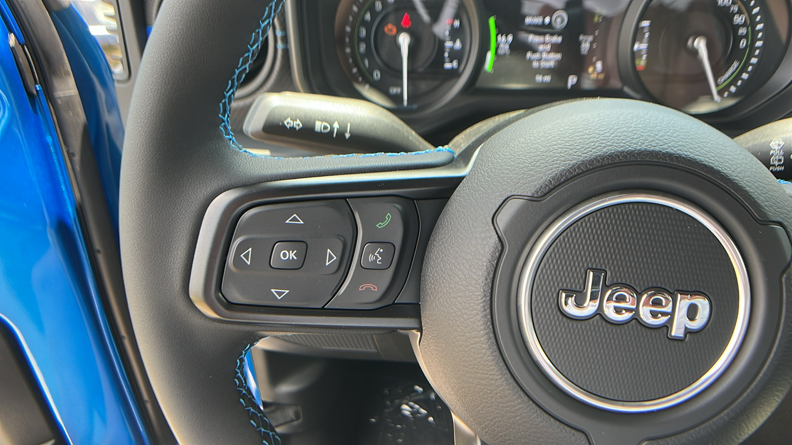 2024 Jeep Wrangler 4xe Rubicon 12