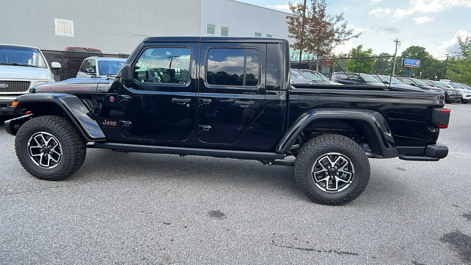 2024 Jeep Gladiator Rubicon X 8