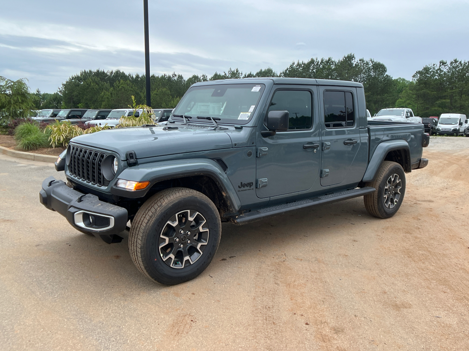 2024 Jeep Gladiator Sport S 1