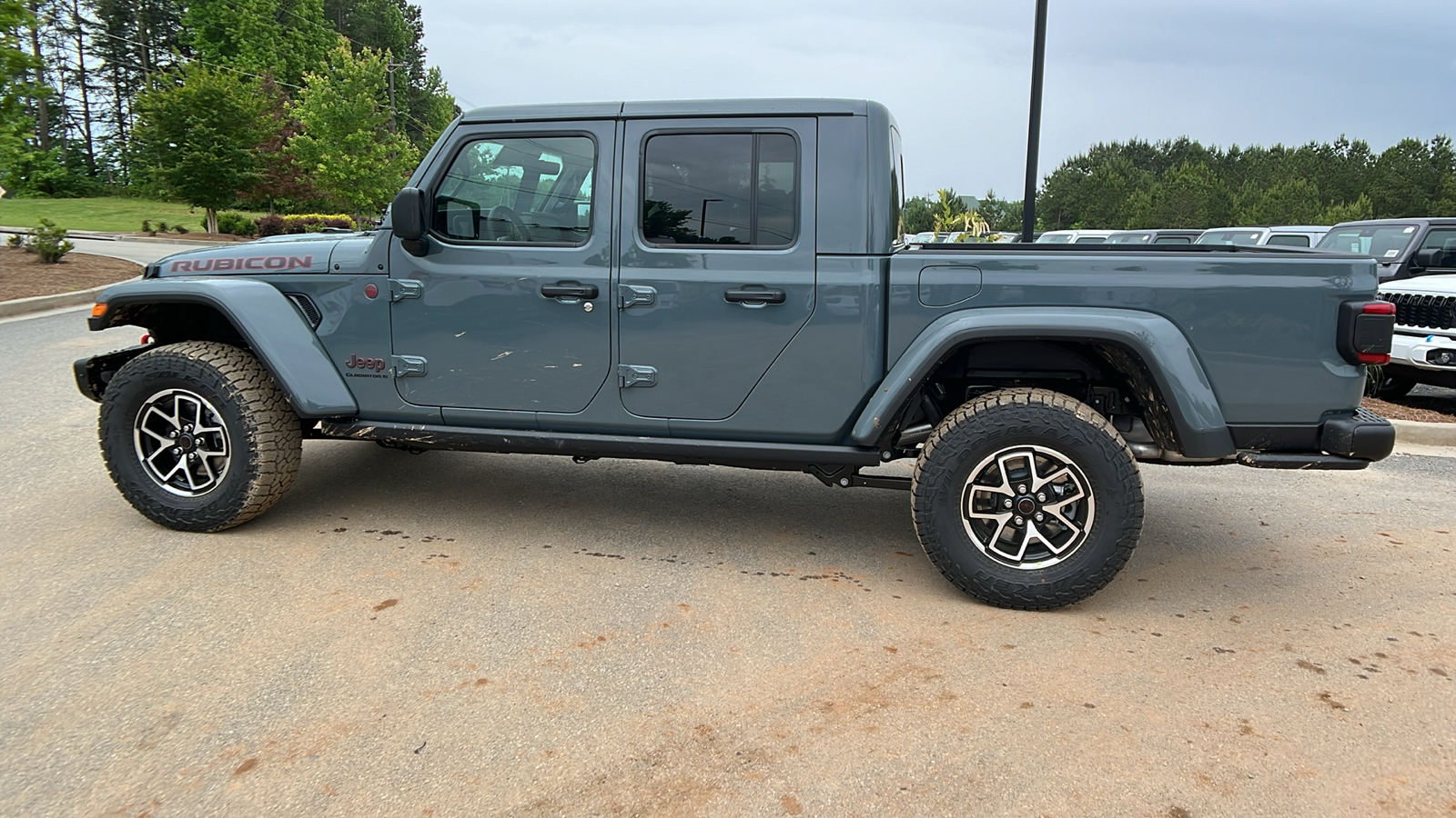 2024 Jeep Gladiator Rubicon X 8