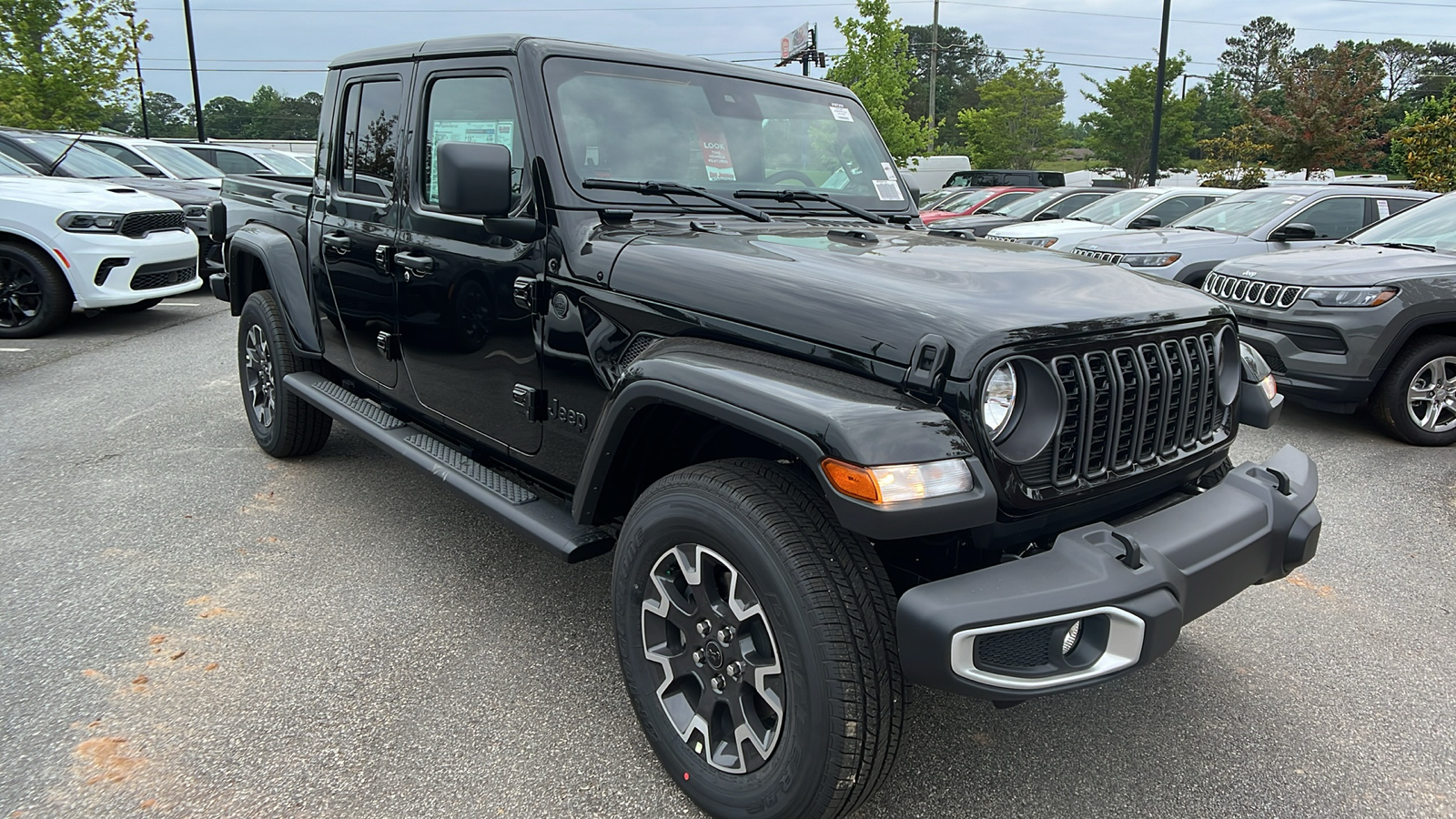 2024 Jeep Gladiator Sport S 3