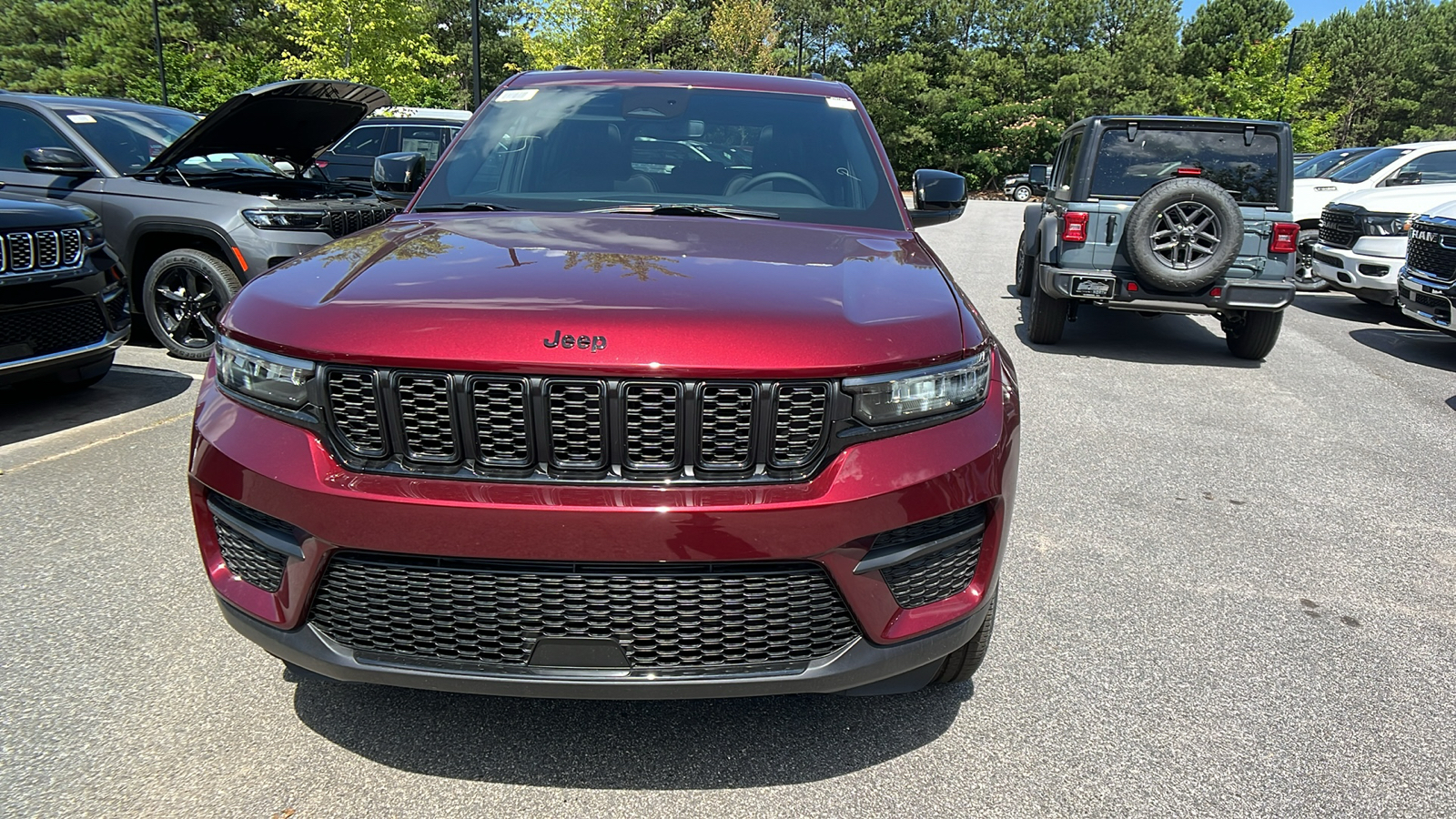 2024 Jeep Grand Cherokee Altitude X 2