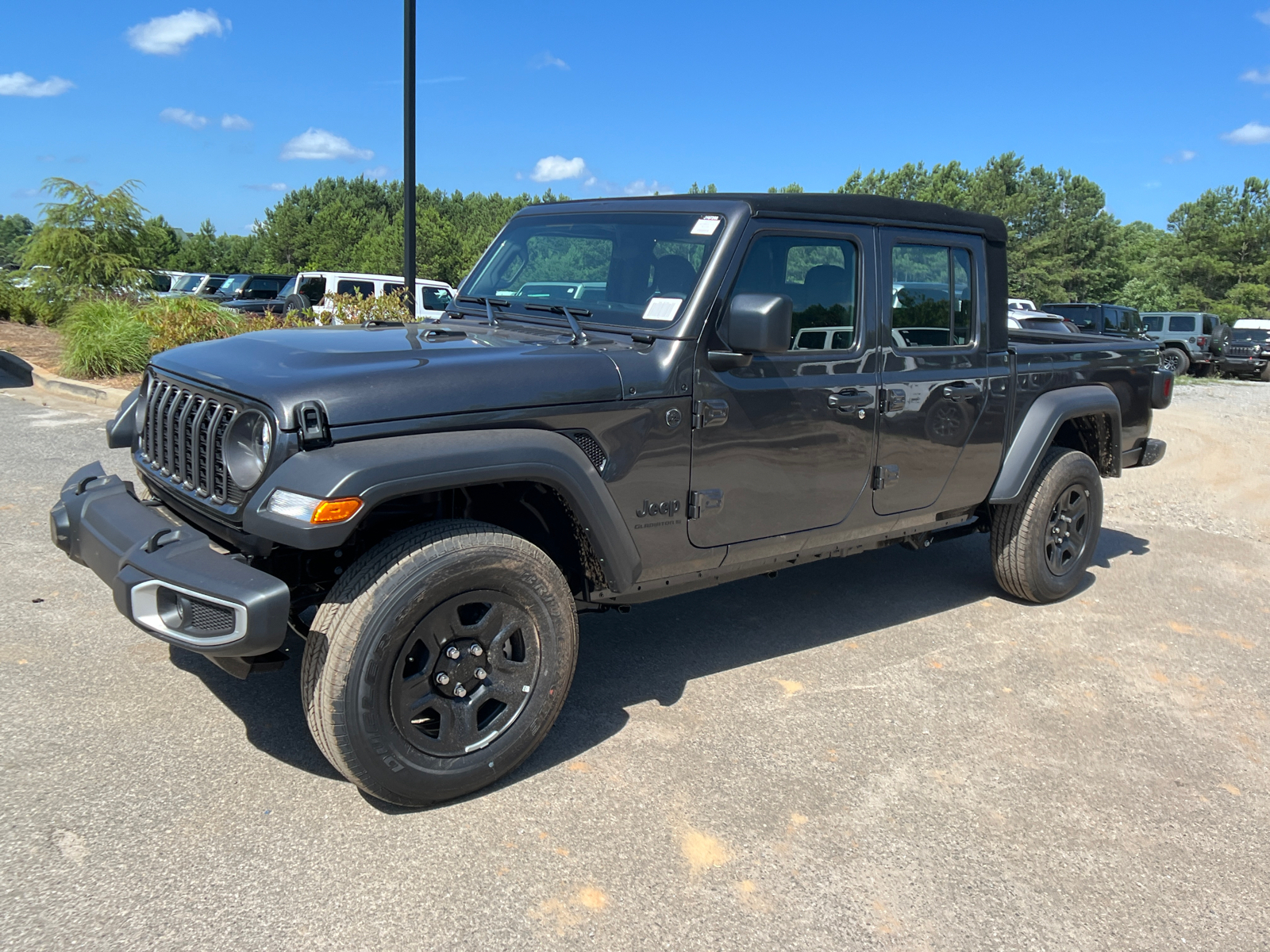 2024 Jeep Gladiator Sport 1